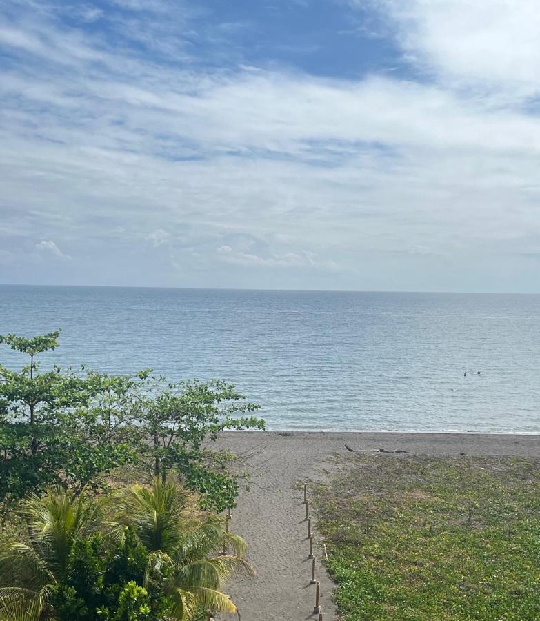 Seafront Residences Vacation Getaway San Juan  Eksteriør bilde