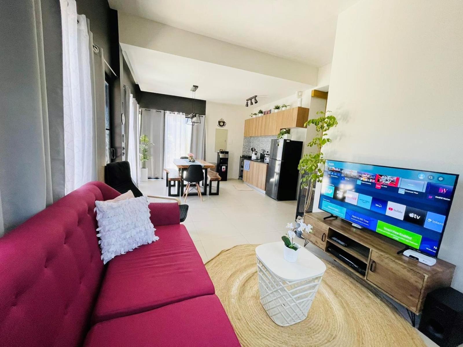 Seafront Residences Vacation Getaway San Juan  Eksteriør bilde
